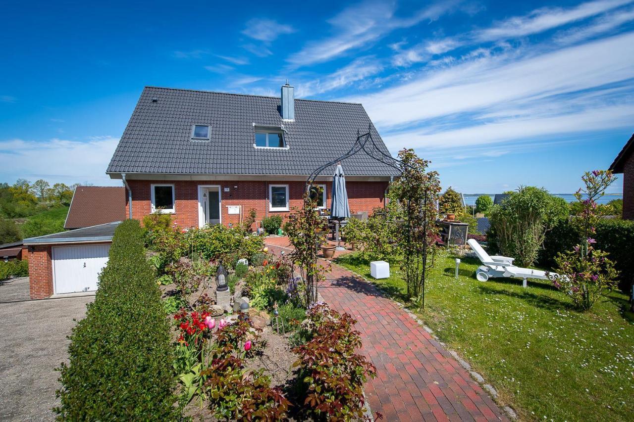 Ferienwohnung Viola Gluecksburg Exterior photo